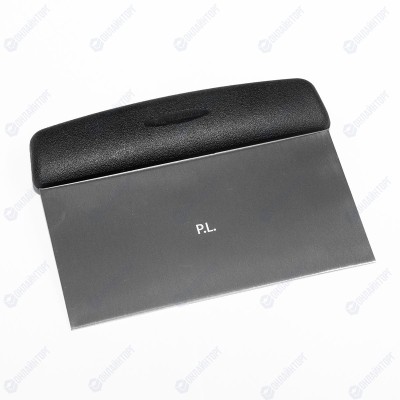 Скребок металлический с пластиковой ручкой, 15*7,5 см,  P.L. Proff Cuisine