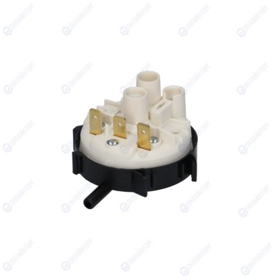 ДАТЧИК ДАВЛЕНИЯ ДЛЯ APACH CHEF LINE CR0585951