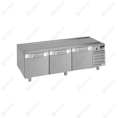 БАЗА ХОЛОДИЛЬНАЯ 700 СЕРИИ APACH CHEF LINE GLPBR167